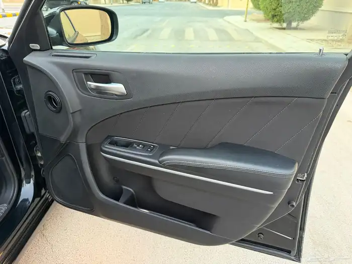 دوج تشارجر RT 2016 فل هاوس هيمي 8 سلندر بحالة الوكاله 47