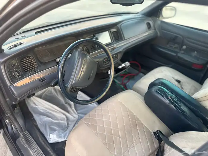 فورد فكتوريا موديل 1999 10