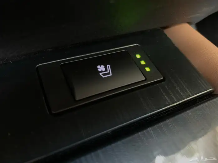 لكزس GS300 موديل 2018 بحالة الوكاله ممشى 26 الف 47