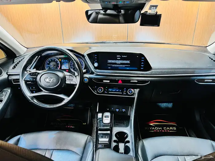 هيونداي سوناتا 2020 فل (( بحاله ممتازه)) 5