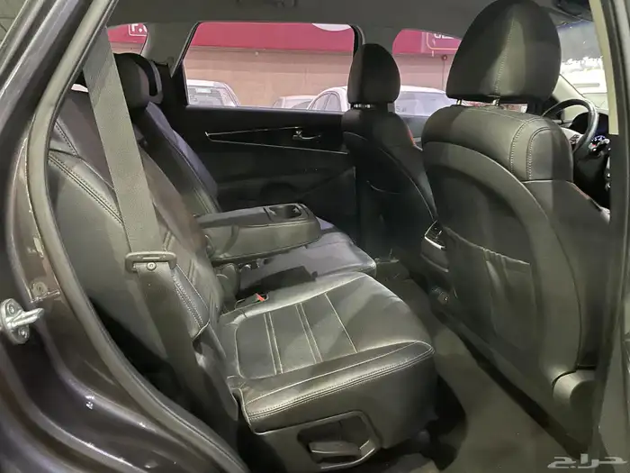 كيا سورنتو 2019 5 ركاب نص فل ( ديزل ) 2.0D 12