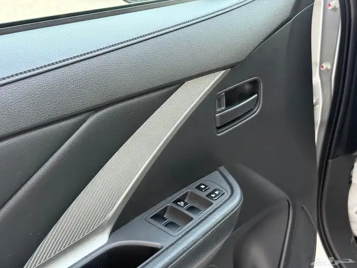 ميتسوبيشي اكسباندر موديل 2022 نظيف عداد قليل 7