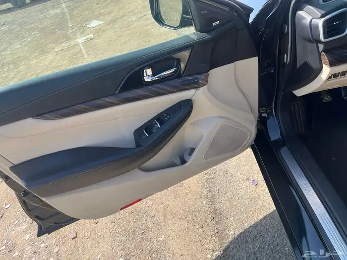 نيسان ماكسيما 2017 لببع فل كامل SR 20