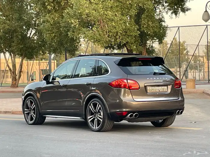 بورش كايين S 2013 فل كامل نظيف جدا منوة المستخدم 8