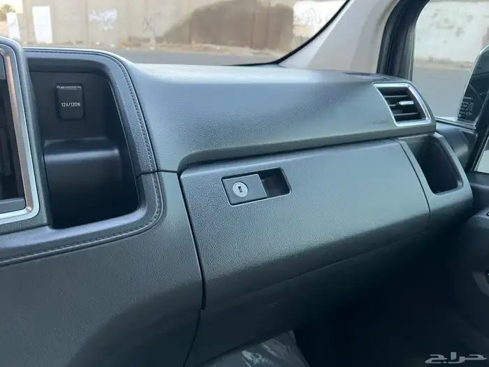 تويوتا جرانفيا 2020 V6 تماتيك سعودي 10