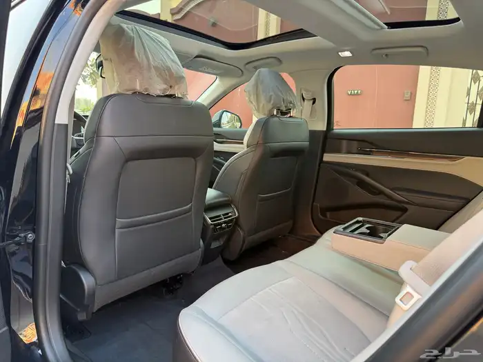 فورد تورس تيتانيوم فل كامل 2025 شبه جديد 26