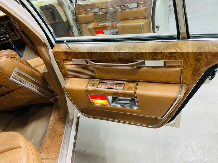 للبيع بيوك 81 بارك افينيو 10