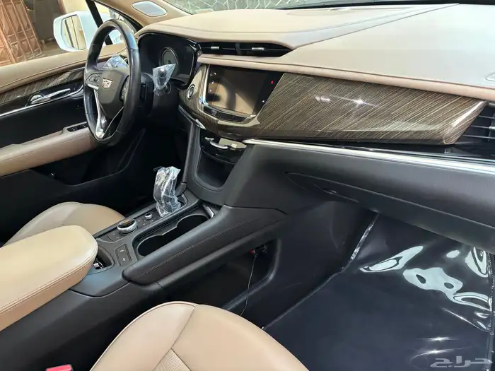 كاديلاك بلاتينيوم XT6 2020 فل الفل مواصفات نادره 11