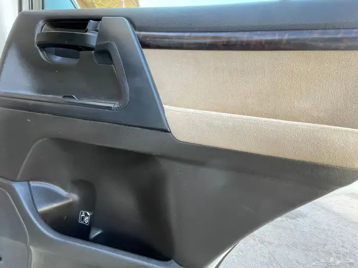 تويوتا- لاند كروزر-2011-GXR-بنزين- V8- -إصدار 60- عام 28