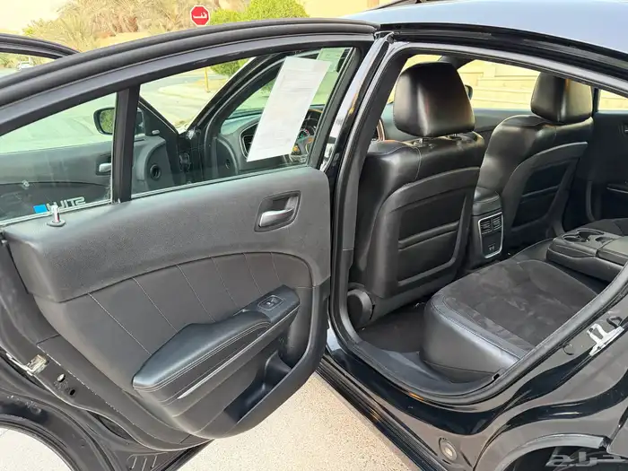 دوج تشارجر RT 2016 فل هاوس هيمي 8 سلندر بحالة الوكاله 40