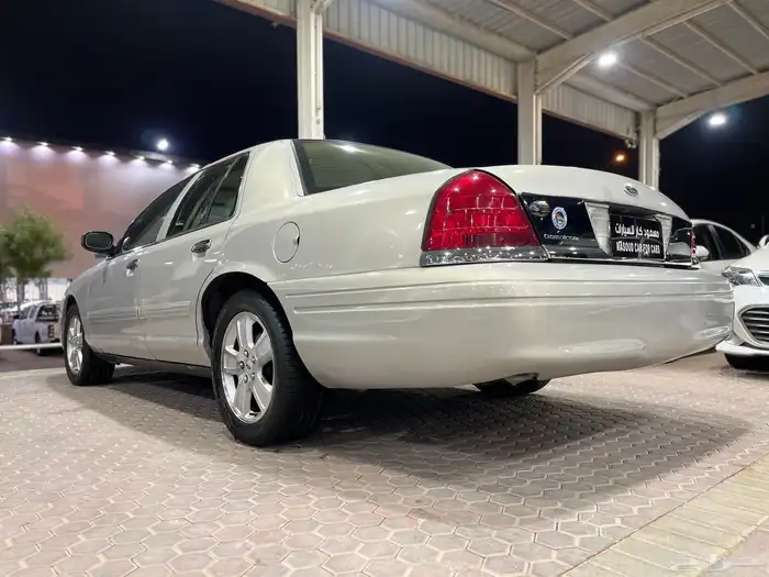 فورد فكتوريا 2011 13