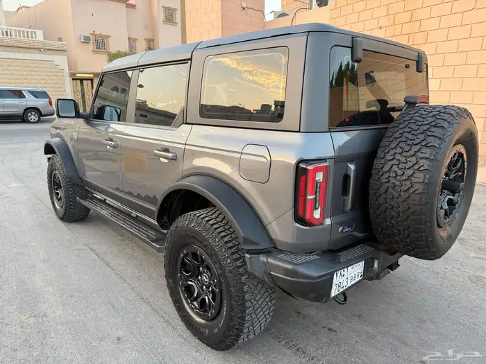 للبيع برونكو وايلد تراك 2021 سعودي بصيانات الوكالة 2