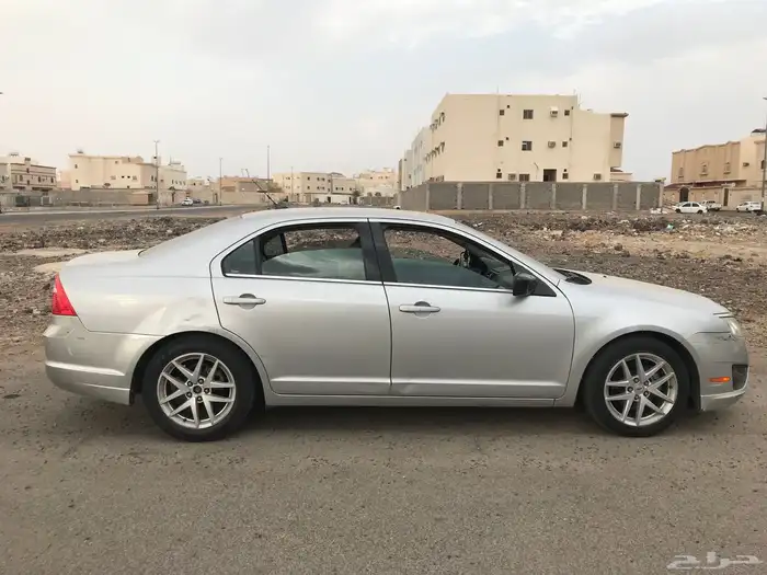 فورد فيوجن 2010 4