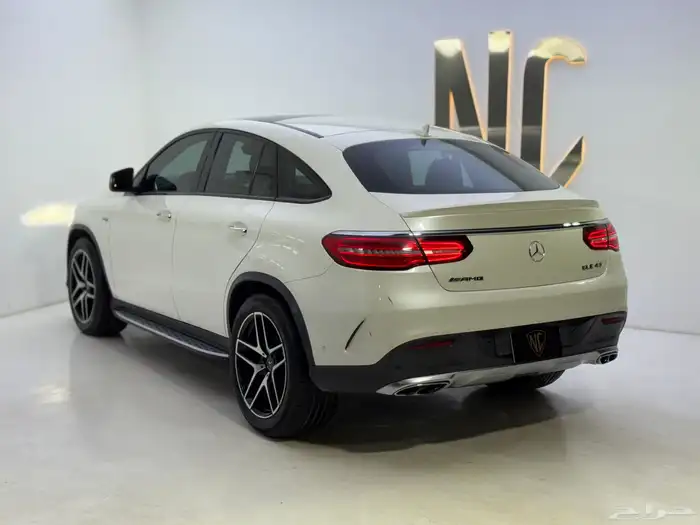 مرسيدس GLE43 10