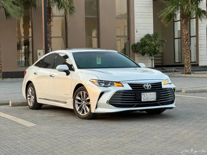 للبيع تويوتا افالون مديل 2022 1
