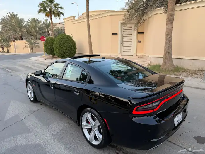 دوج تشارجر RT 2016 فل هاوس هيمي 8 سلندر بحالة الوكاله 21