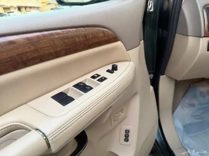 جيب ارمادا2009مخزن 23