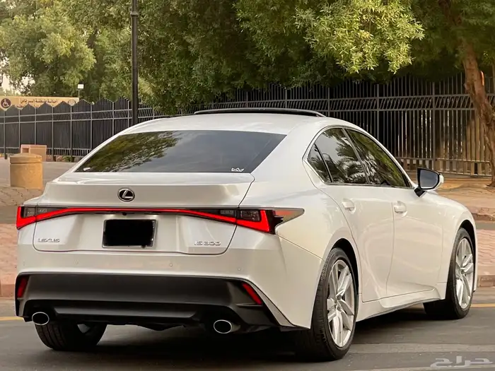 لكزس-IS300-2023(ممشي39الف) 15