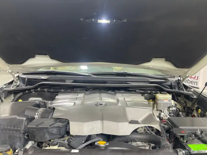 جيب لاندكروزر موديل 2017 وارد عبداللطيف جميل 26