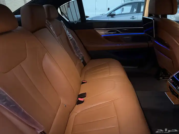 بي ام دبليو الفئة السابعة 730 Li موديل 2018 ممشى قليل جدا 10