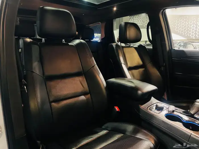 جيب جراند شيروكي 2021 وكاله (بحاله ممتازه) 14