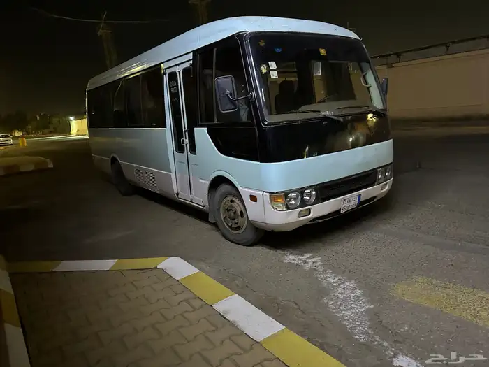 باص متسوبيشي روزا 6