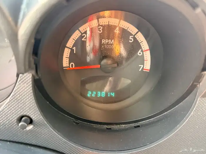 دودج نيترو 2011 12