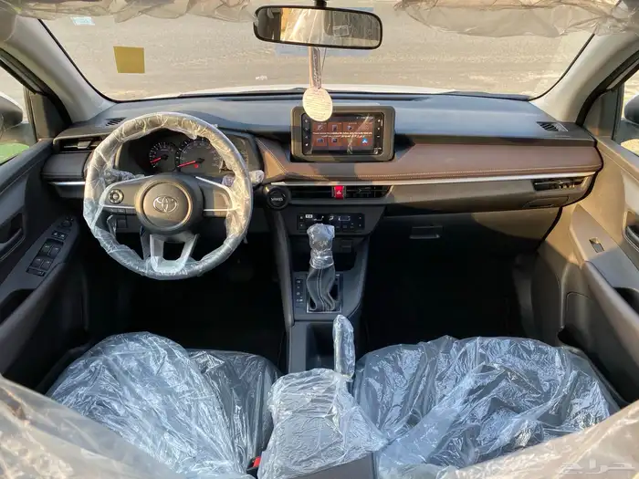 تويتا يارس2024 ممشي 11 الف y plus 36