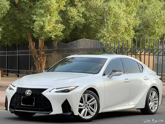 لكزس-IS300-2023(ممشي39الف) 11