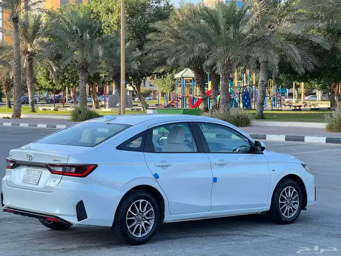 تويوتا يارس موديل 2023 نظيف 14