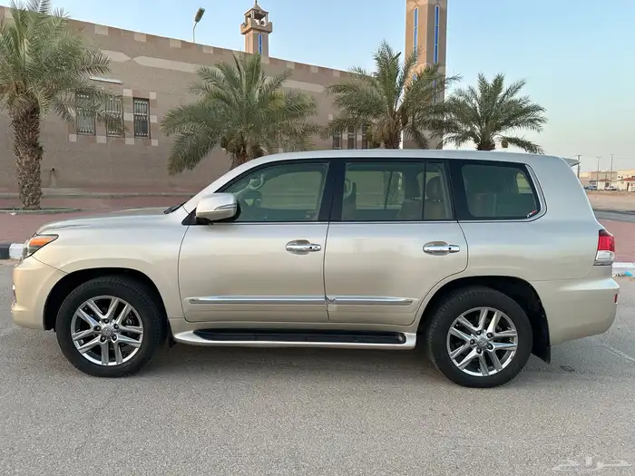 لكزس 2013 فل كامل DD سعودي بدي وكاله محركات وكاله شرط 8