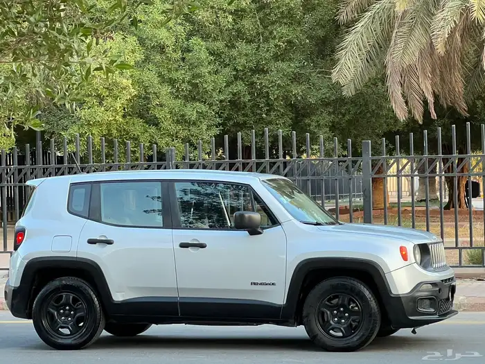 جيب رينيجيد 2016 4