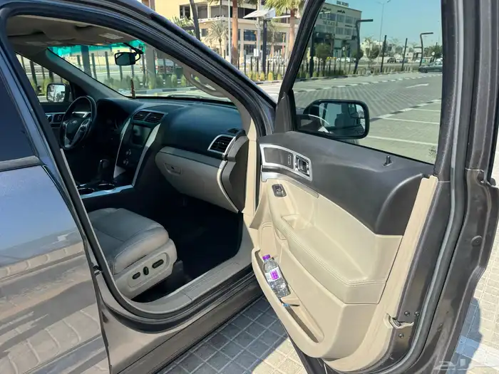 للبيع فورد اكسبلورر 2013 فل دبل 30