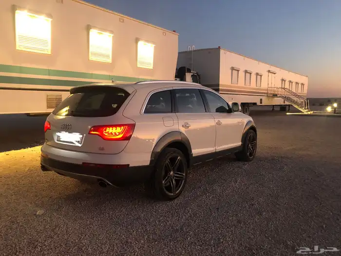 للبيع جيب اودي كيو سفن Q7 نظيف جدا 0