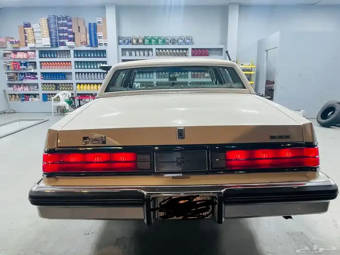 للبيع بيوك 81 بارك افينيو 4