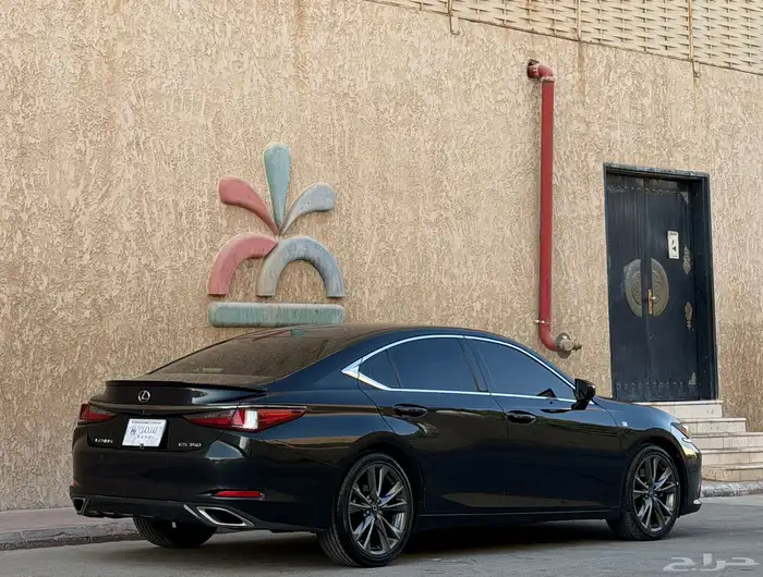 لكزس es350 F sport موديل 2021 8