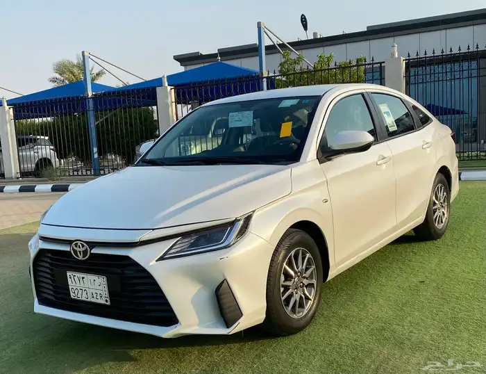 تويتا يارس2024 ممشي 11 الف y plus 43