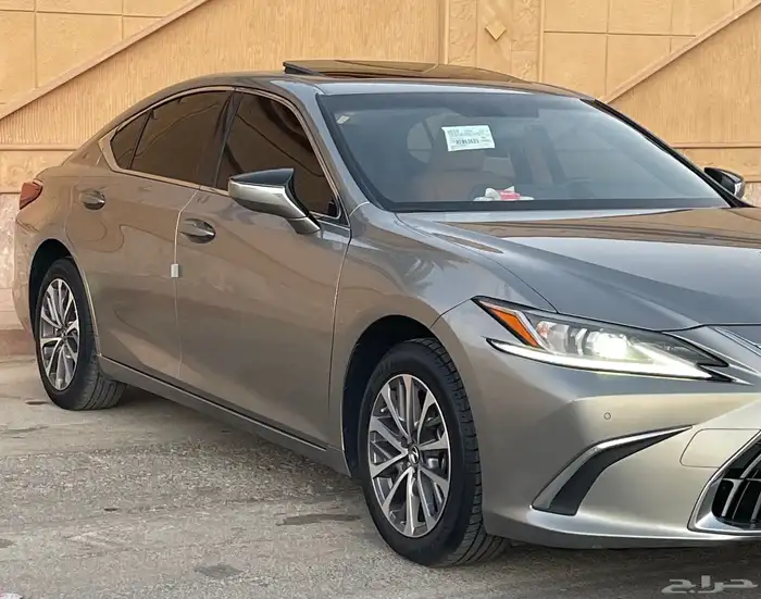 لكزس ES250 2024 3