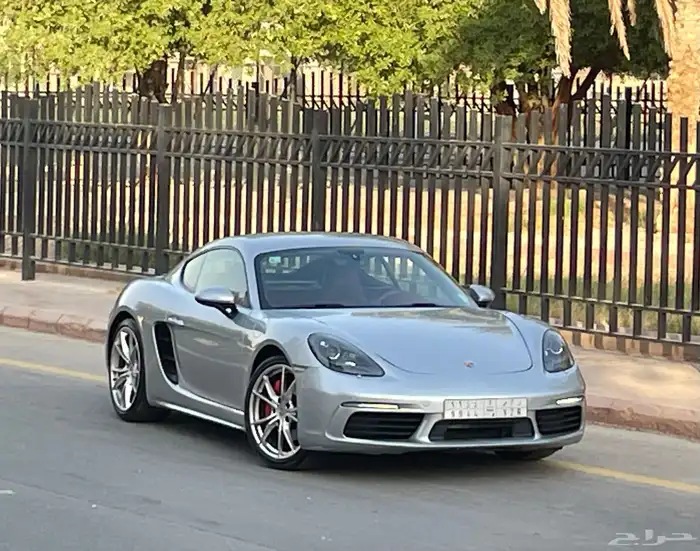 بورش كايمن S 718 2017 نظيف جدا منوة المستخدم 23