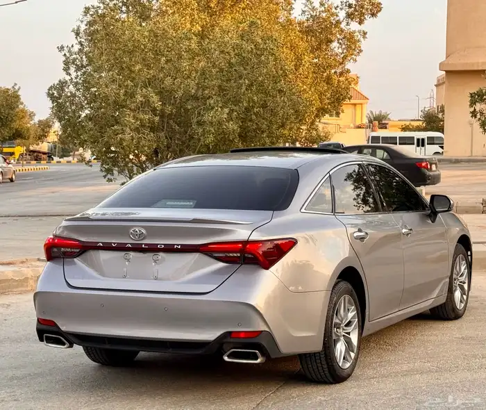 تويوتا افالون 2021 قمة النظافة 4