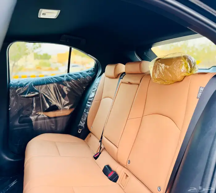 لكزس ((2024))Ux300hضمان الوكيل 10