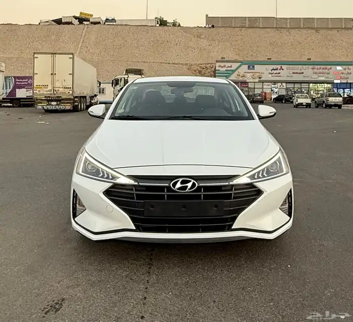 هونداي النترا 2020 ( بنزين ) شبه جديدة للبيع 1