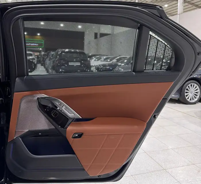 بي ام دبليو BMW 735 i - إم كت موديل 2026 فل كامل 8