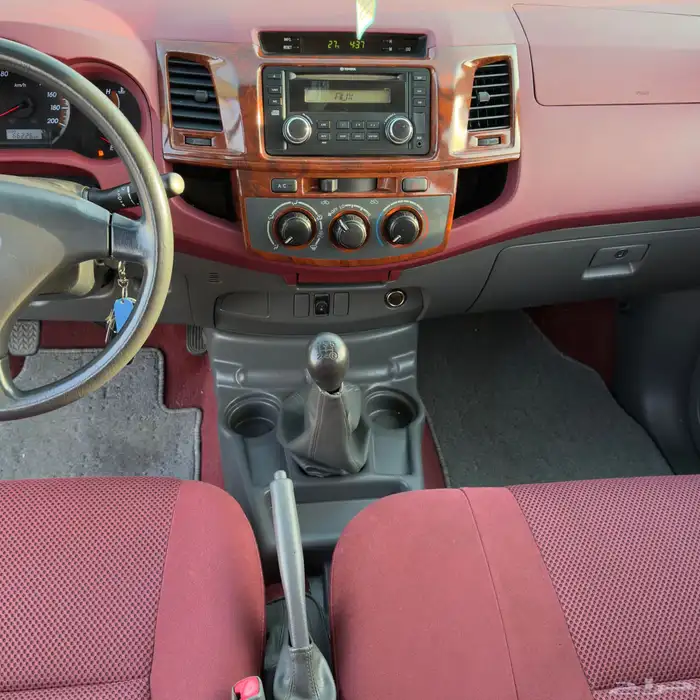 هايلكس 2013 مخزن صنف 8