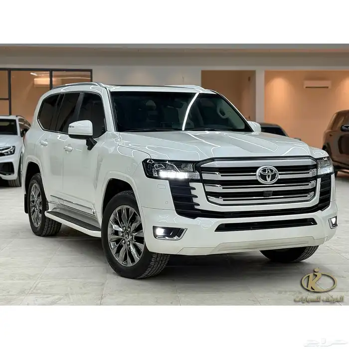 تويوتا - لاندكروزر GXR.L4 2023 - عداد 43 الف فقط 1