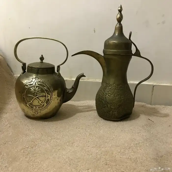 دلة وبراد ملكية 0