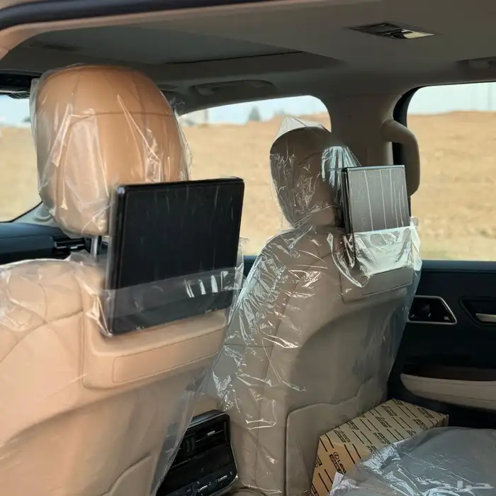 لاندكروزر 300 VX هايبرد 2025 للبيع كاش او اقساط 8