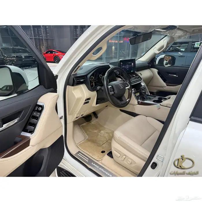 تويوتا - لاندكروزر GXR.L4 2023 - عداد 43 الف فقط 6