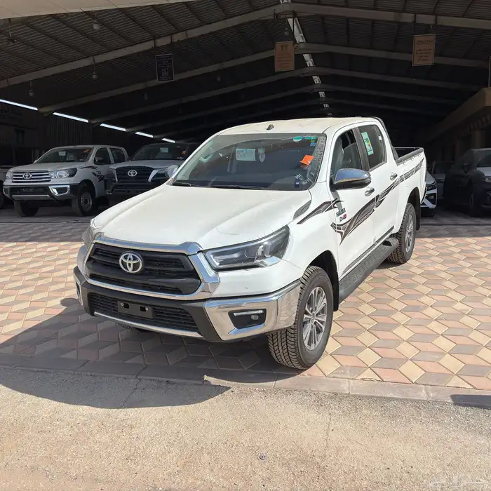 هايلكس غمارتين سوبر فل كامل 2.4 ديزل 2025 سعودي 1