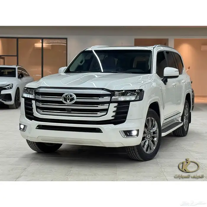 تويوتا - لاندكروزر GXR.L4 2023 - عداد 43 الف فقط 0